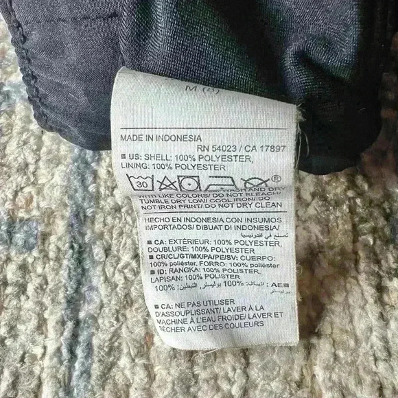 Old Navy Girl’s Ruffle-Front Dolphin-Hem Run Shorts in Black Size Medium (8) - Picture 11 of 11